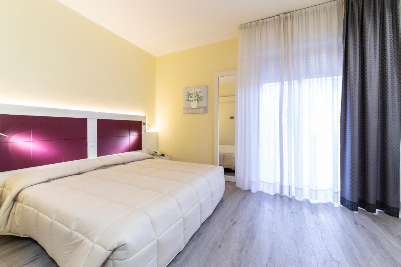 Park Hotel Rimini Esterno foto