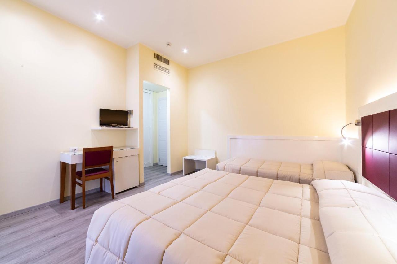 Park Hotel Rimini Esterno foto