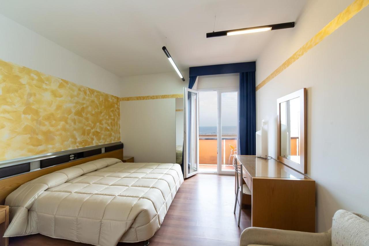 Park Hotel Rimini Esterno foto