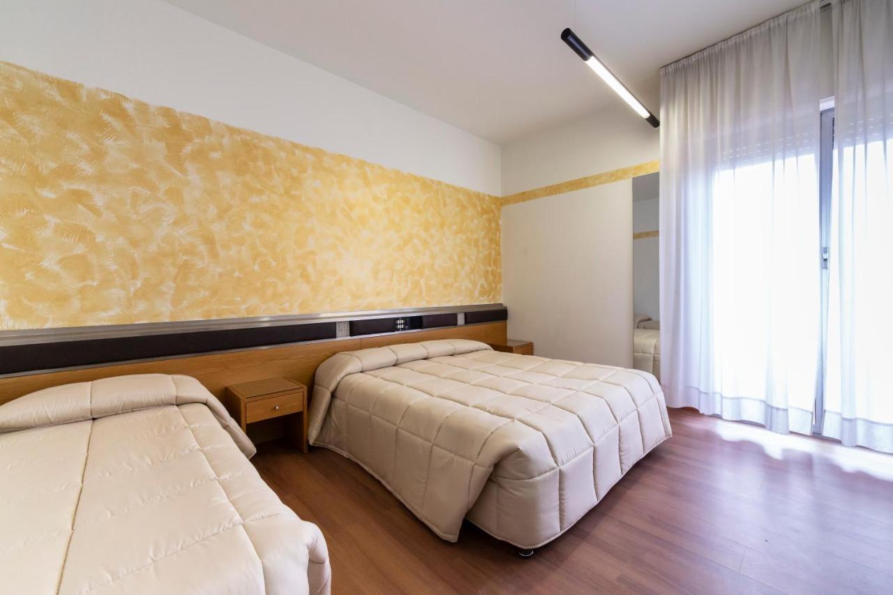 Park Hotel Rimini Esterno foto